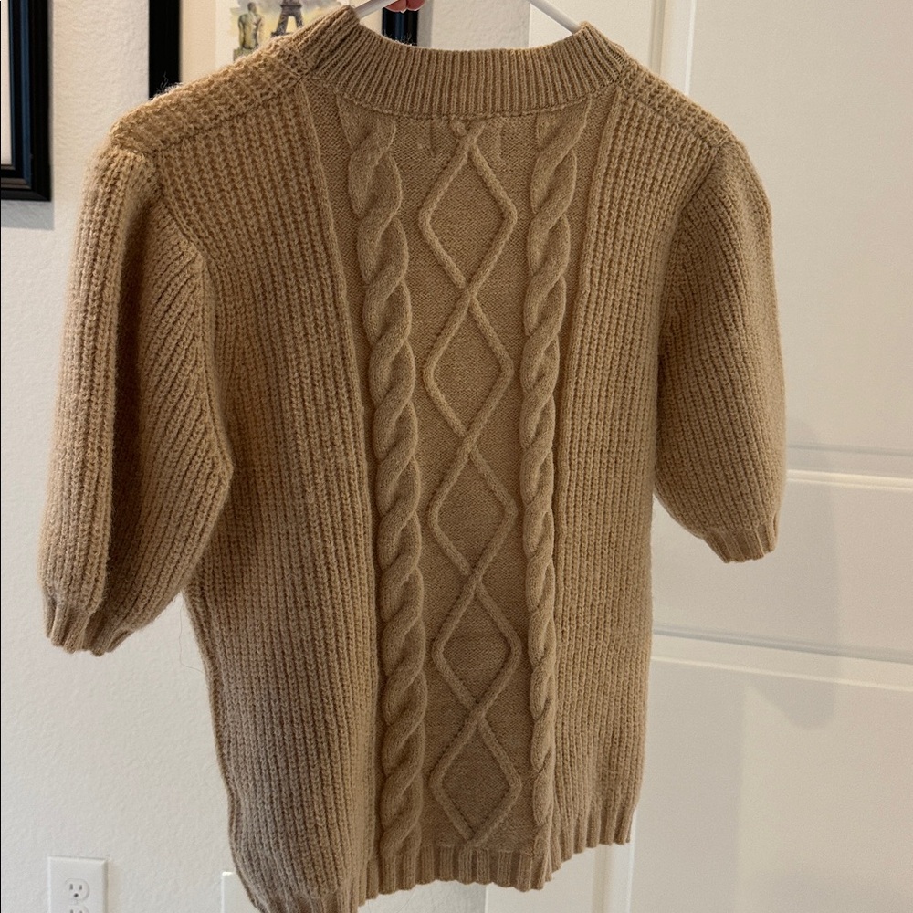 Milk Tea Cable Knit So Soft Short Sleeve Sweater Small - Picture 5 of 5
